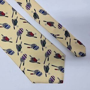 RIVETZ OF BOSTON SILK TIE CREAM RED TENNIS THEME PATTERN SMOOTH 4" X 58" NEW
